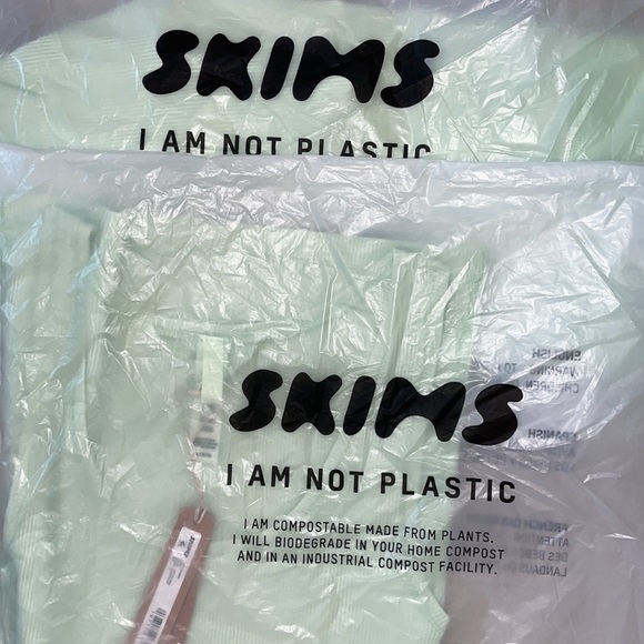 🔥NWT (SET) SKIMS Soft Lounge Tank & Boxer Honeydew 🍈🍈🍈 - Picture 8 of 16